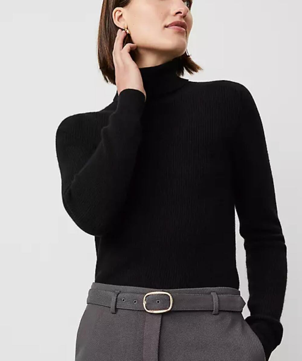 NWOT Ann Taylor Cashmere Ribbed Turtleneck Sweater Small